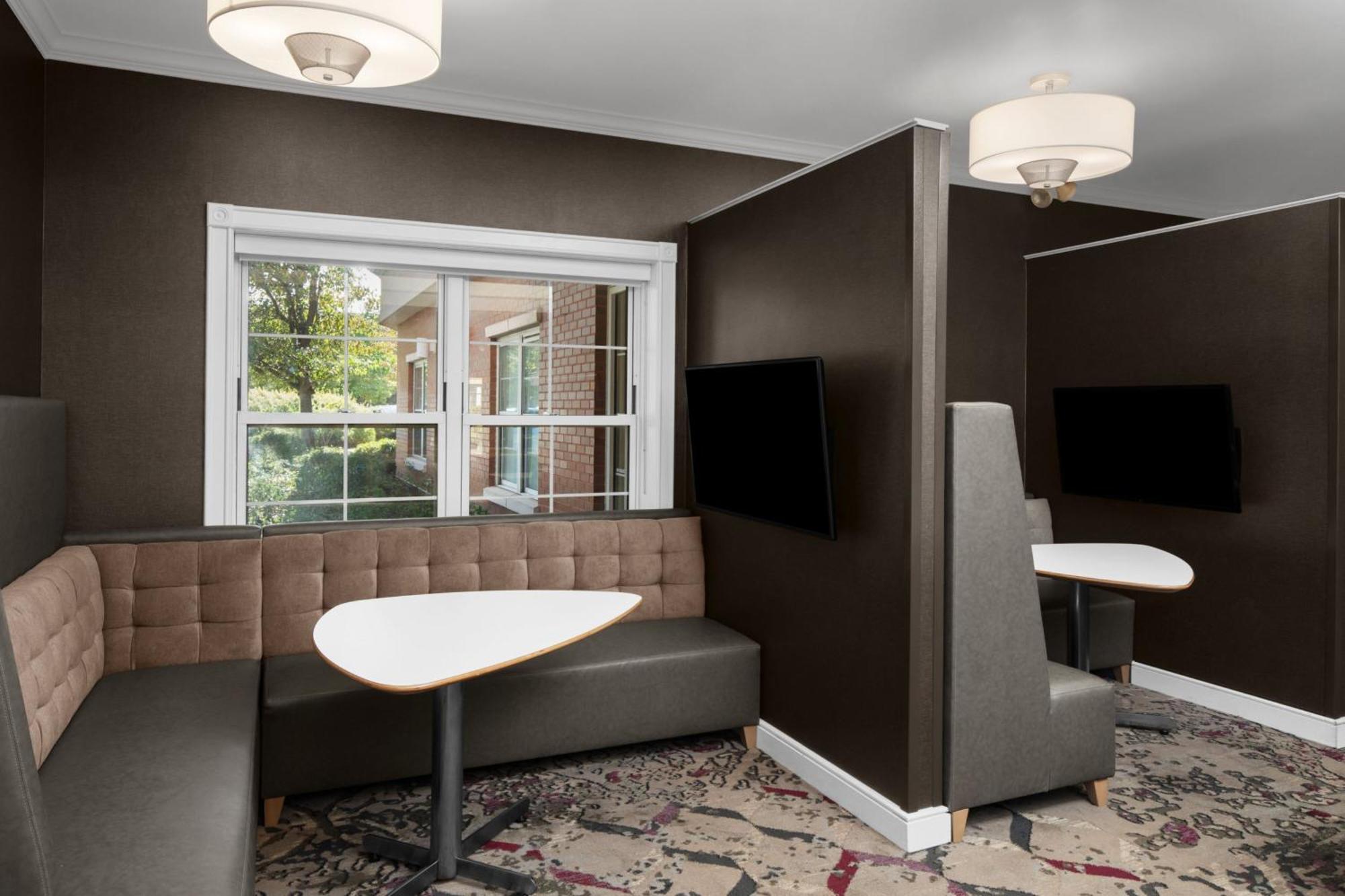 Hotel Meadowlands 3*