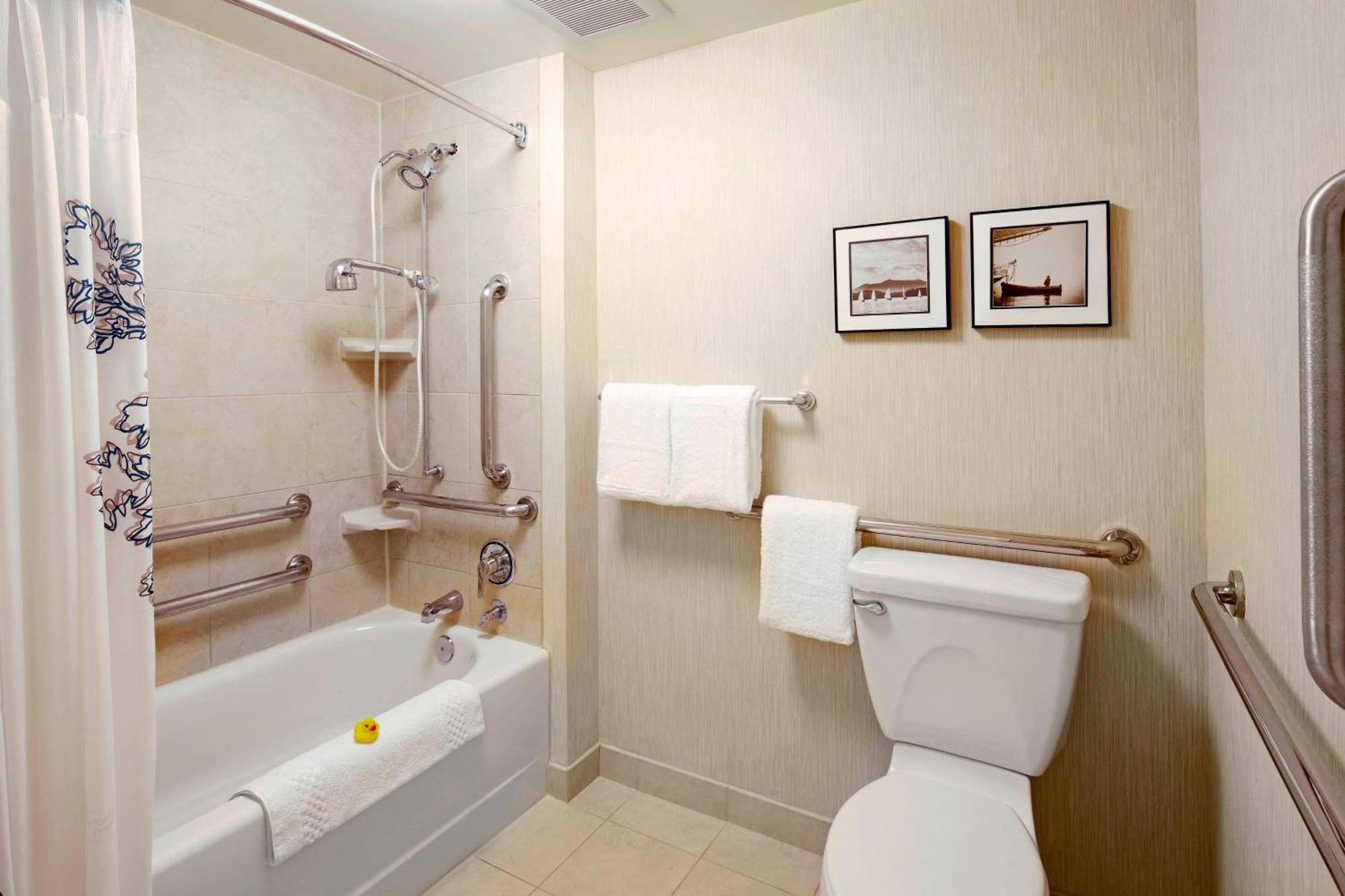 Meadowlands Hotel 3*